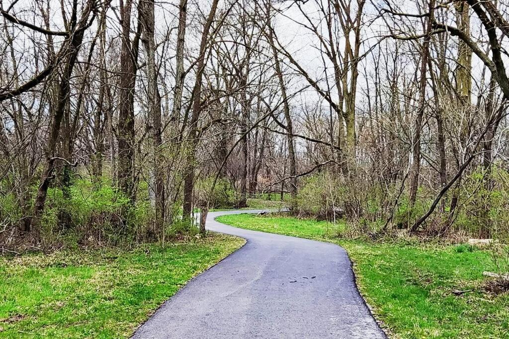 Wolf'S Cabin-Walk To Downtown Noblesville Luaran gambar